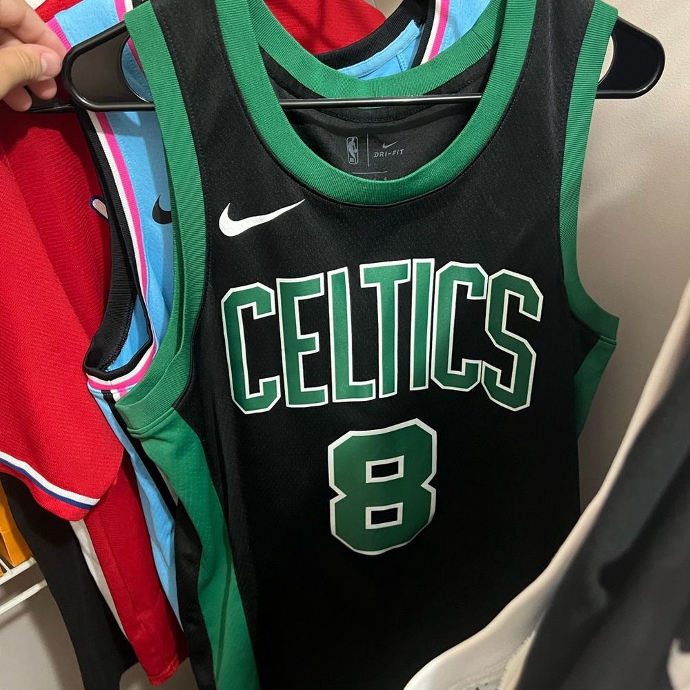 Kemba Walker Celtics Jersey